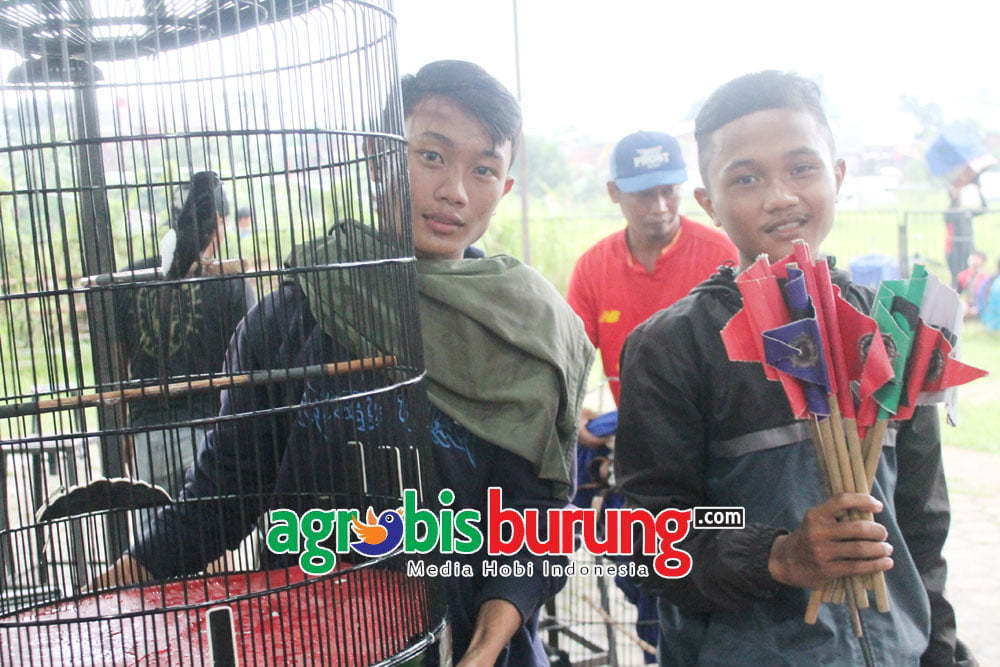 Mr Hq Yudhistira Sf bersama Bakuriu