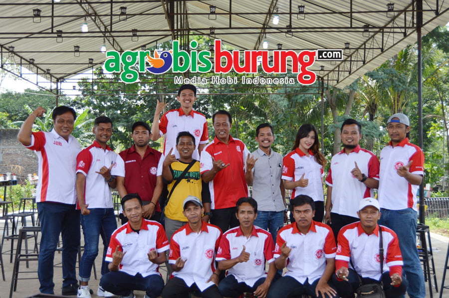 JURI DAN PANITIA YANG BERTUGAS