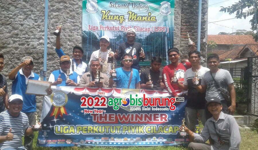 8bb69493-2b72-4a06-9161-3eef3d593ea3