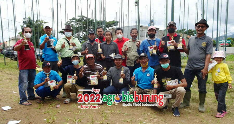 Juara piyik yuniortt