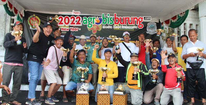 juara hanging utama