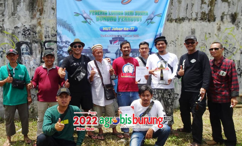 Juara hanging & panitia.