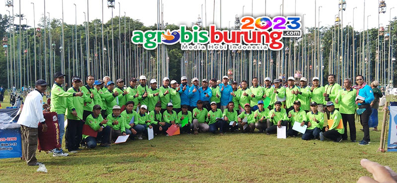 323cd113-1f3a-4d9a-b289-2d303eeedad4