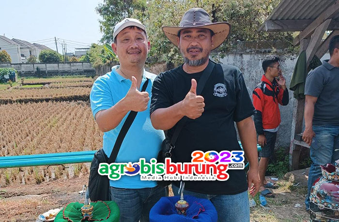 Ancu Sunardi Platinum (kiri) & Aceng GIA di Soreang.