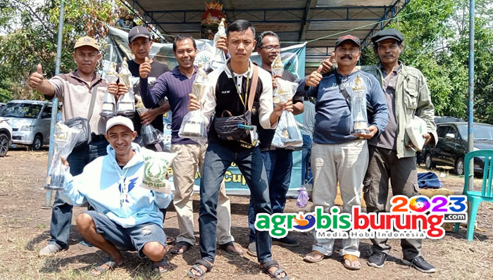 86e8d952-e06b-43e1-8a39-41332e5a7eee (1)