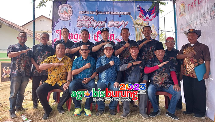 2db237a7-23b8-404d-81f3-46ec64d0b188