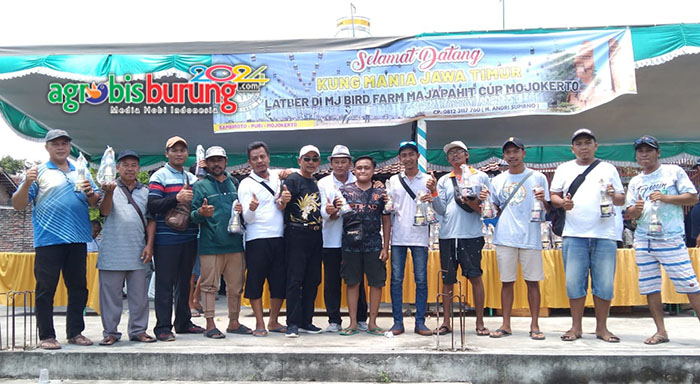 8b2e7d67-c1bc-4930-99c3-ca384ada0d04