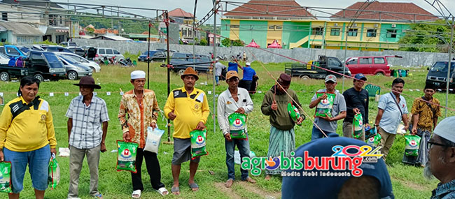 a24b9ac5-d7d7-4bb1-b8ef-49bddd716f8d