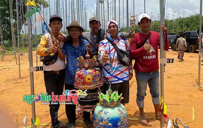 39c6766a-d9f3-4261-8b1c-4b09a9cff81d