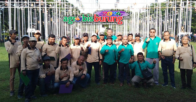 Panitia LP Jateng Gayeng 2024 bersama kru juri