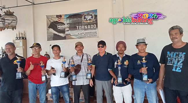 0ad3b505-d352-4d4b-9fd8-12e0aa3821ac