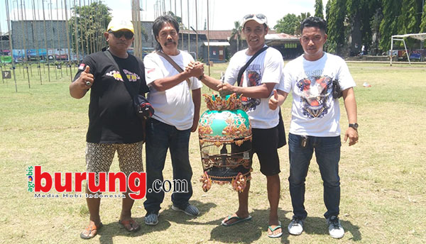 6de18b0d-9dae-46c4-98cf-72836638dbe8