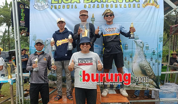 8552bc8b-060f-46b9-949f-9d2dfb984e28