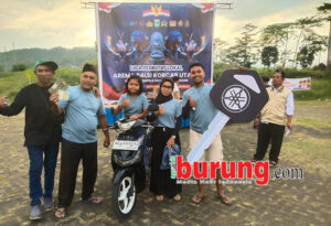 k Aditya Pasuruan bangga setelah mendapat undian sepeda motor