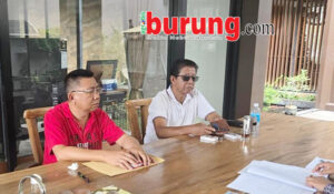 Agus Handoyo (kiri) bersama H. Abdul Latif.