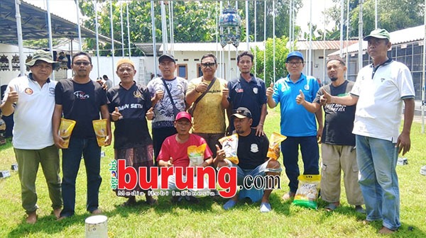 49d674d7-25ea-4427-b686-e175df5dda49