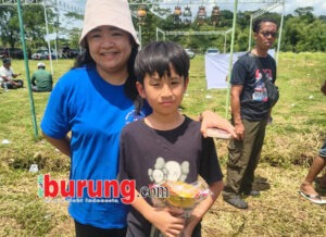 Rosa Jakarta, Kungmania wanita yang menikmati hobi barunya bersama keluarga.